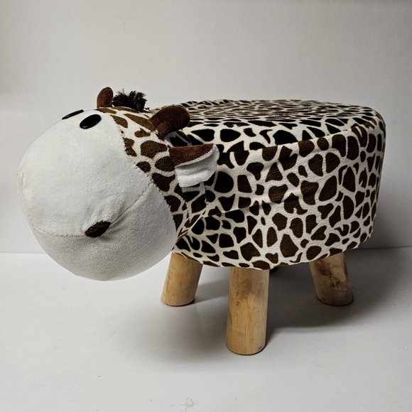 Giraffe 3D Padded Soft Animal Shape Brown Child Kids Seat Foot Stool Ottoman - Picture 1 of 10